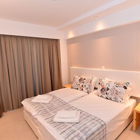 Island Dreams Rooms & Suites Rhodes City Esterno foto